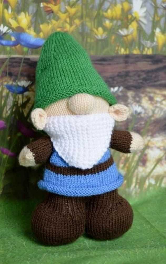 Gnome knitting patterns uk
