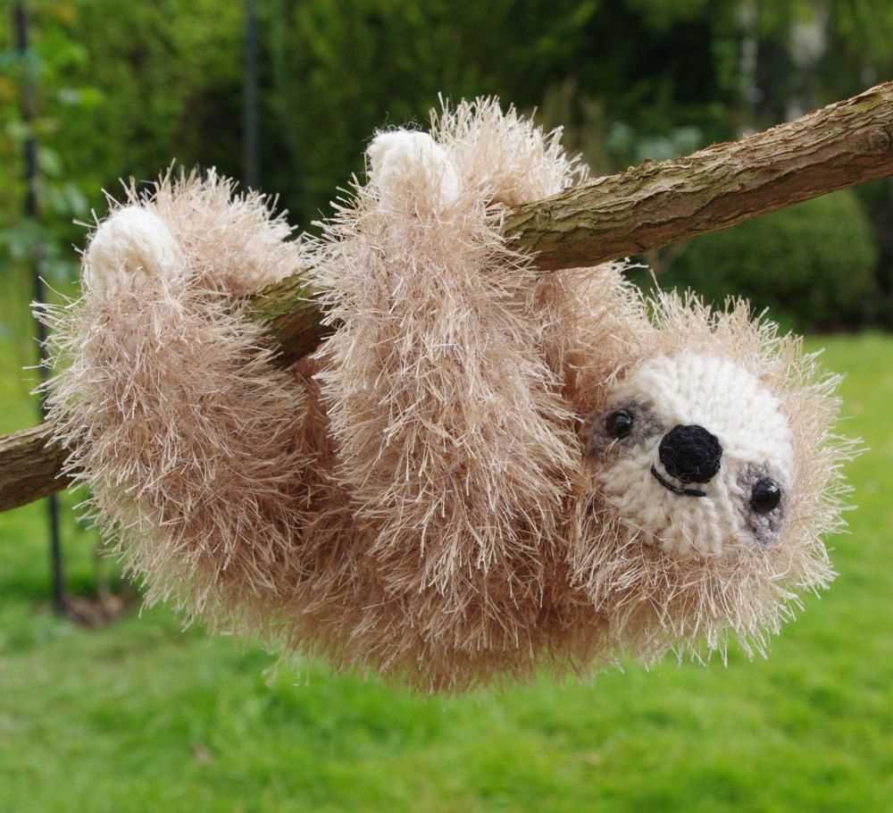 Knitting pattern for sloth