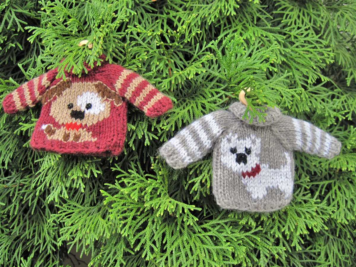 Mini knit sweater ornament pattern