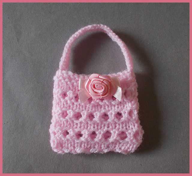 Mini knitting patterns