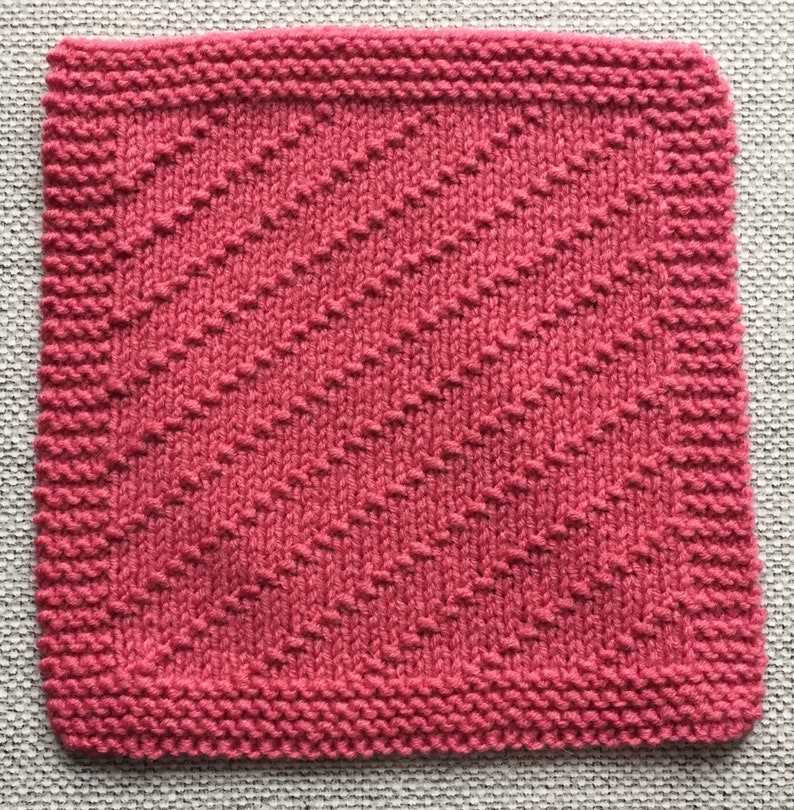 Mitered dishcloth knitting pattern
