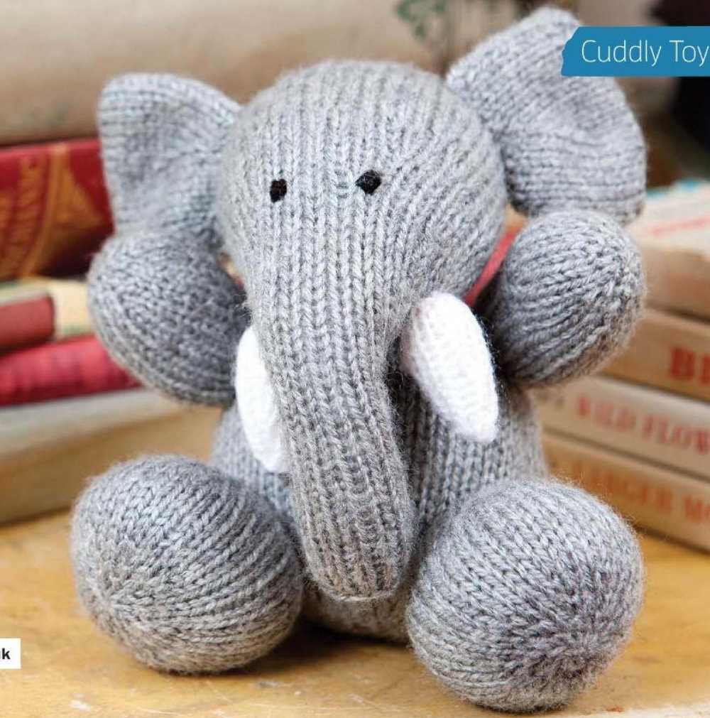 Free cuddly toy knitting patterns