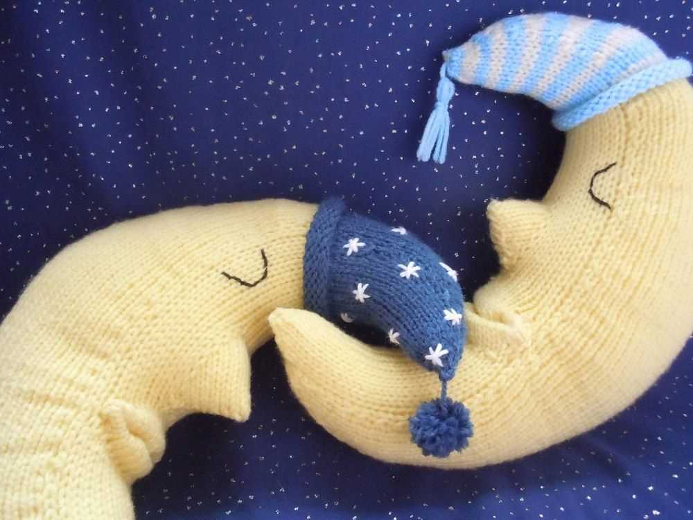 Moon and stars blanket knitting pattern