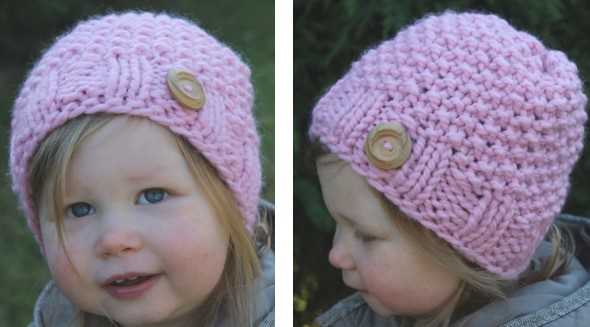 Knitted seed stitch hat pattern