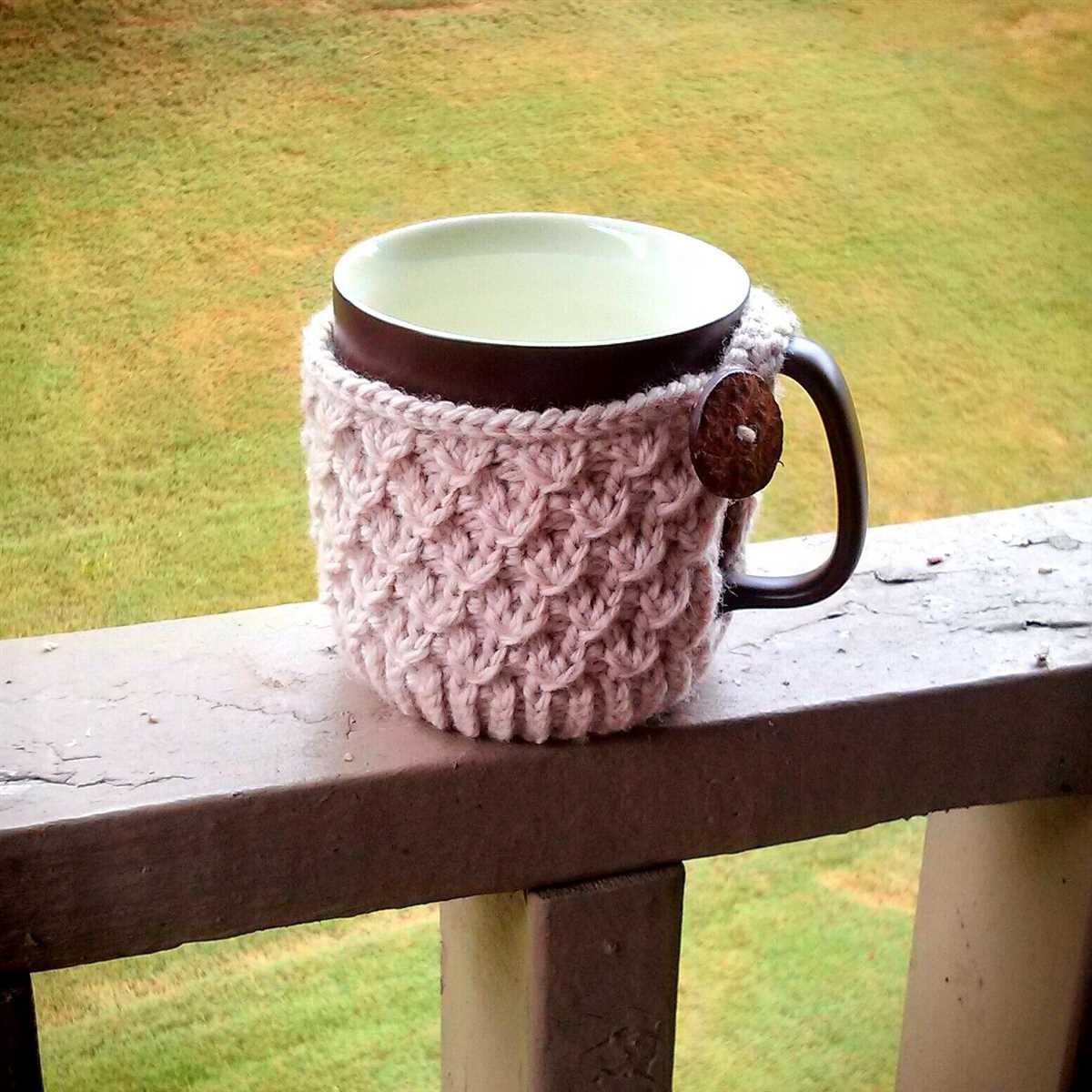 Mug cosy knitting pattern