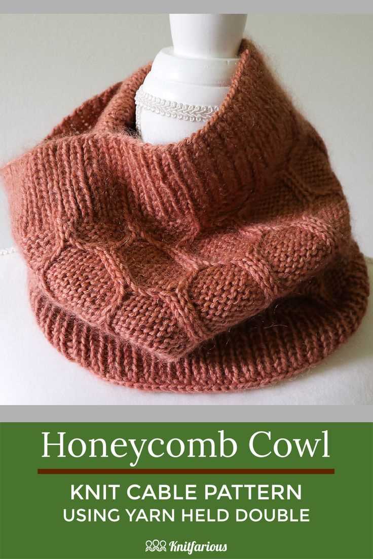 Easy knitted cowl pattern