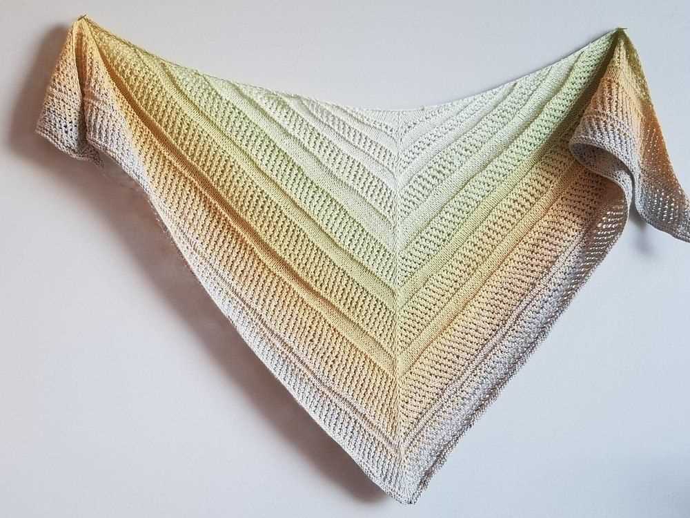 Origami shawl knitting pattern