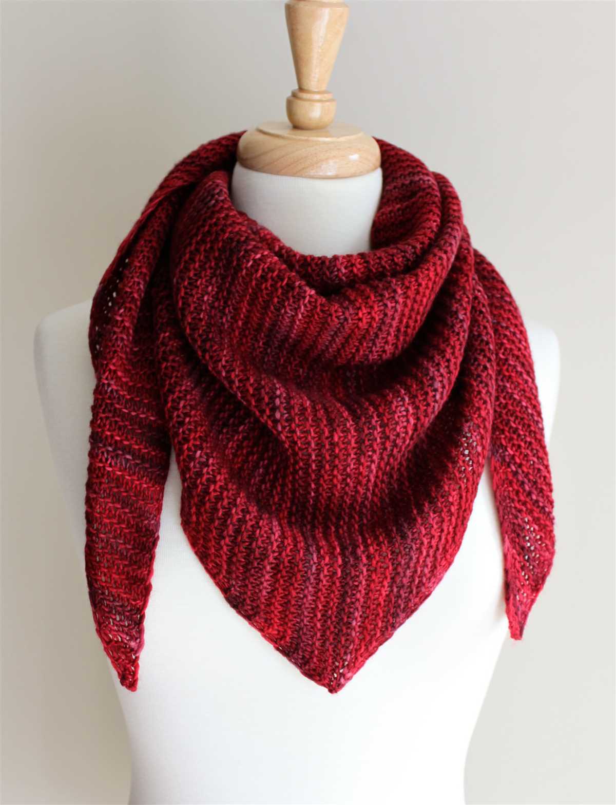 Small triangle scarf knitting pattern