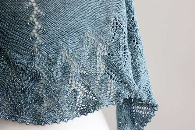 Knitted shawl border patterns