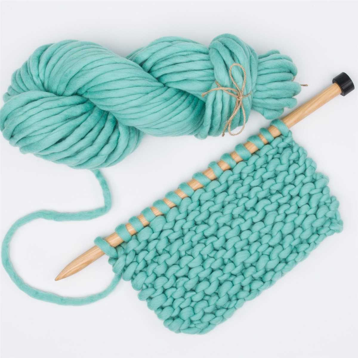 Can you knit circular patterns on straight needles