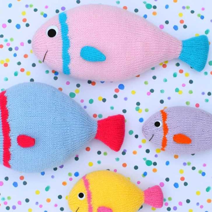 Easy knitted toy patterns for beginners