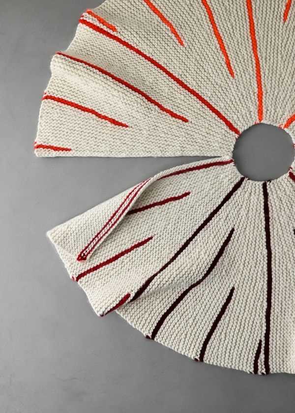 Pattern for knitted tree skirt