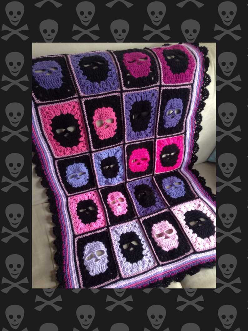 Knitted skull blanket pattern
