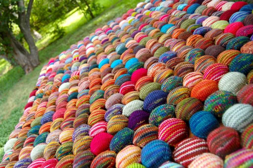 Beekeeper quilt knitting pattern