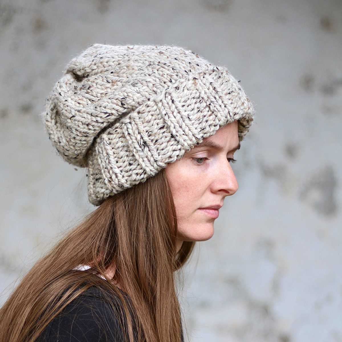 Slouch beanie hat knitting pattern