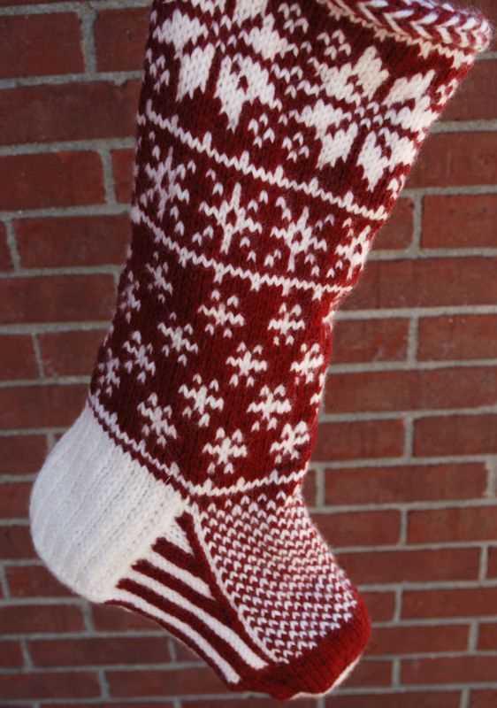 Christmas stocking free knitting pattern