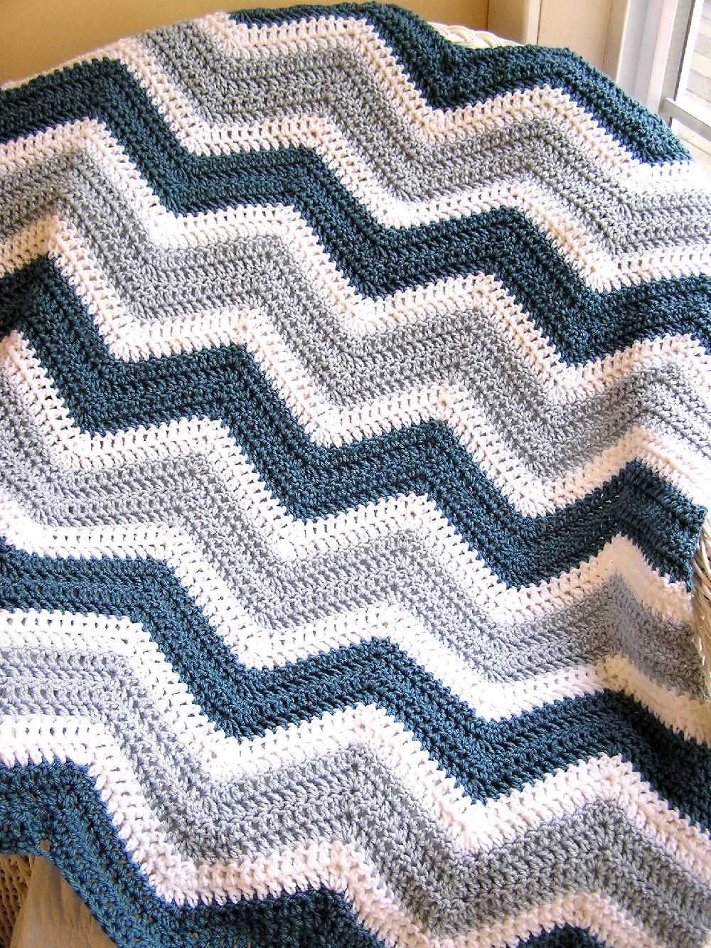 Chevron knit blanket pattern