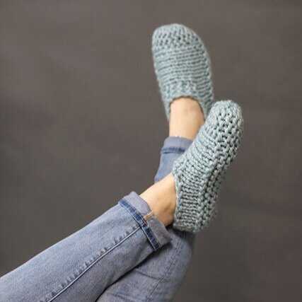 Chunky knit slippers free pattern