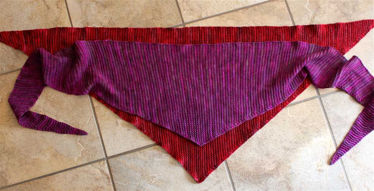 Small triangle scarf knitting pattern