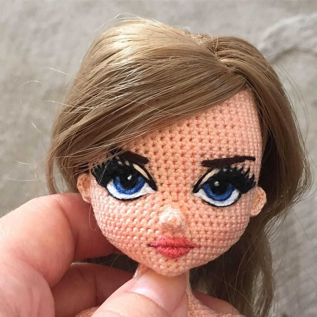 Knit eyes pattern