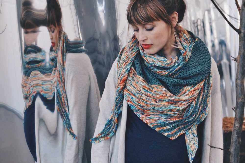 Open weave knit scarf pattern