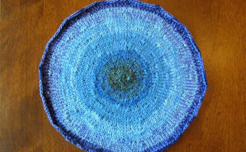 Knit circle pattern