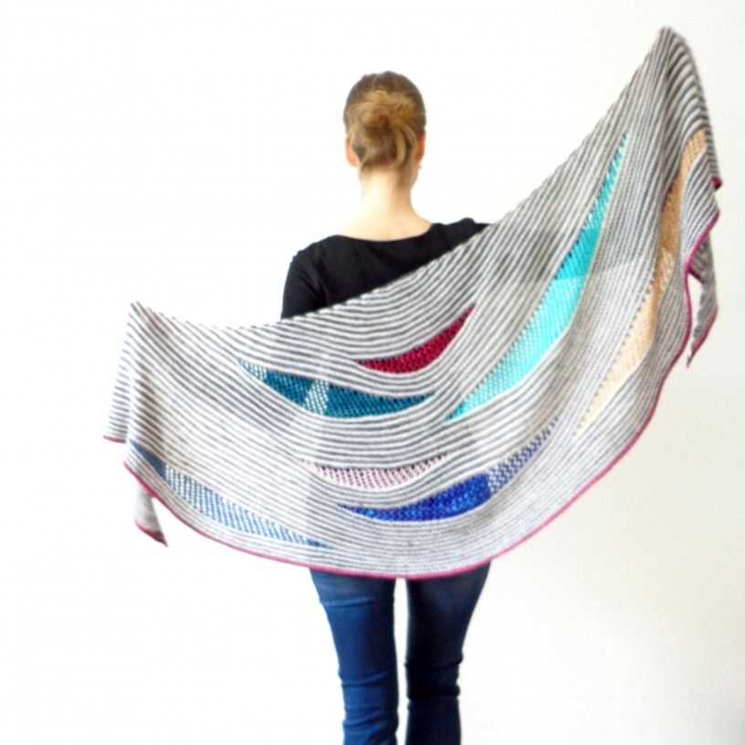 V shaped shawl knit pattern