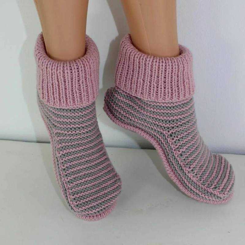 Dolls socks knitting patterns