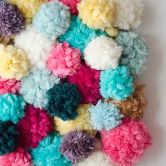 Knitting with pom pom wool patterns