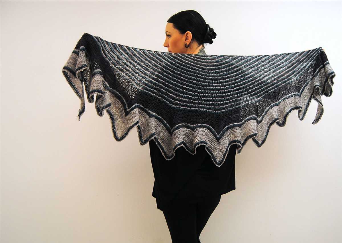 Large shawl knitting pattern