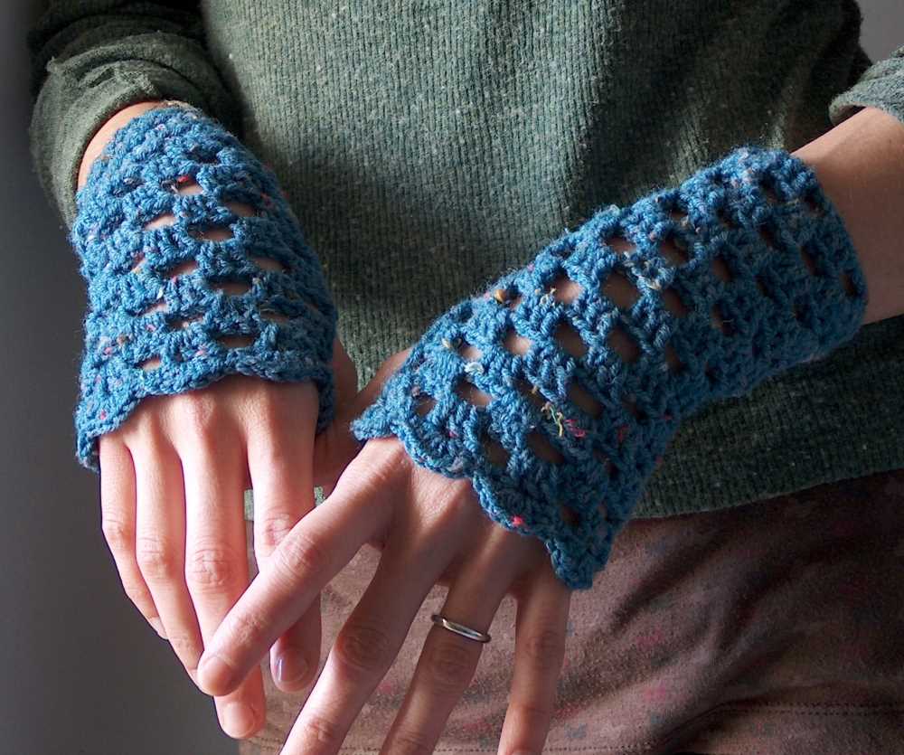 Wrist warmer knitting pattern straight needles