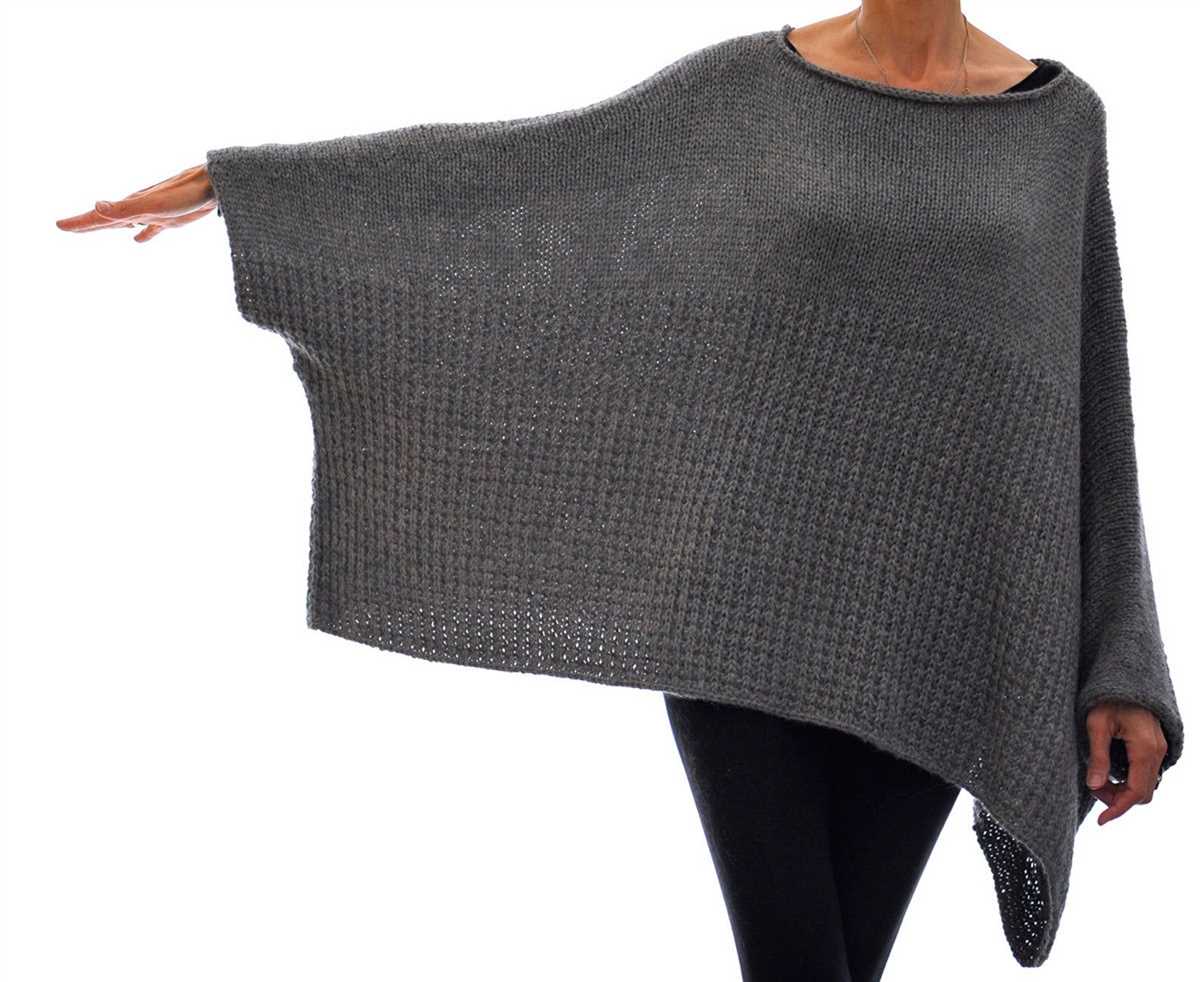 Knitted cape pattern with arm holes