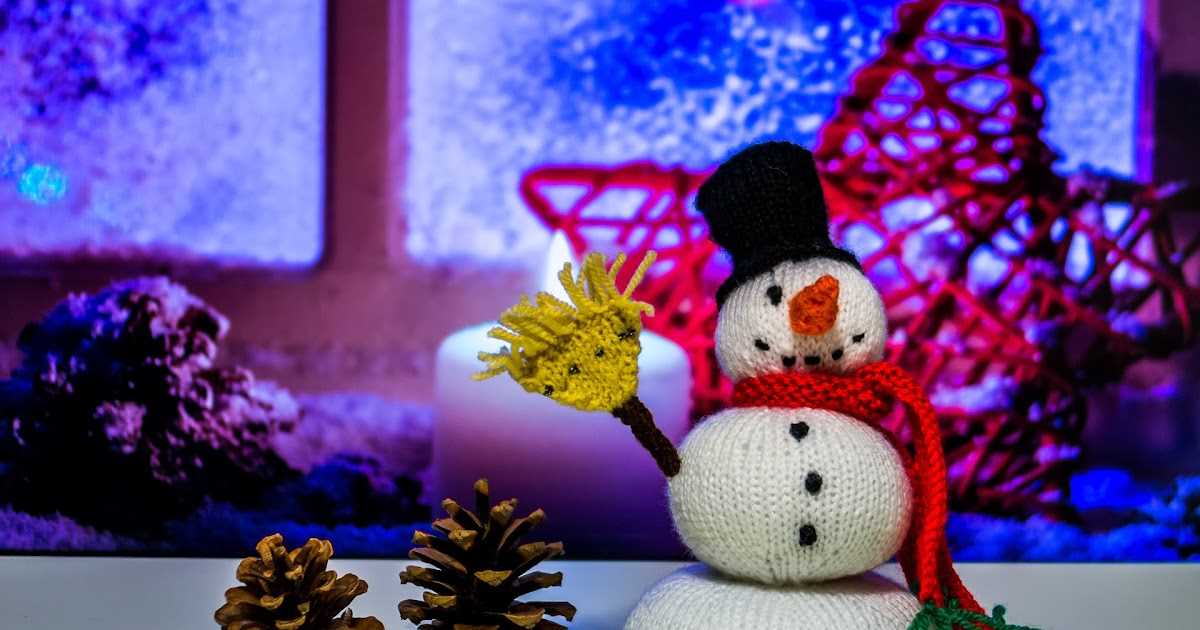 Knitting pattern for small snowman
