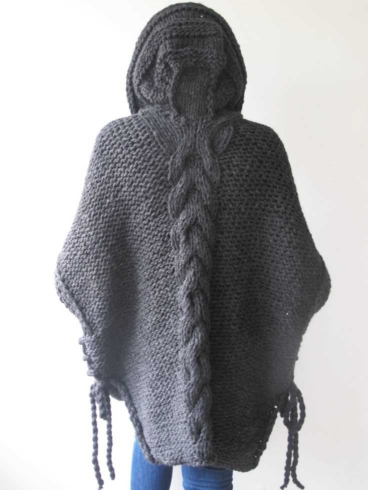 Plus size poncho knitting pattern