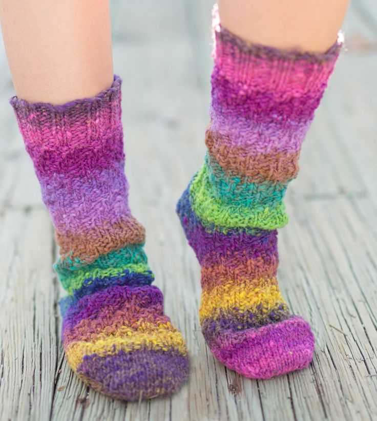 Loom knit socks pattern