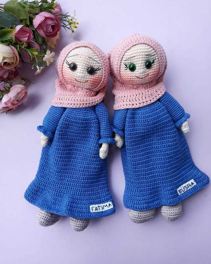 Free knitting patterns for tiny dolls