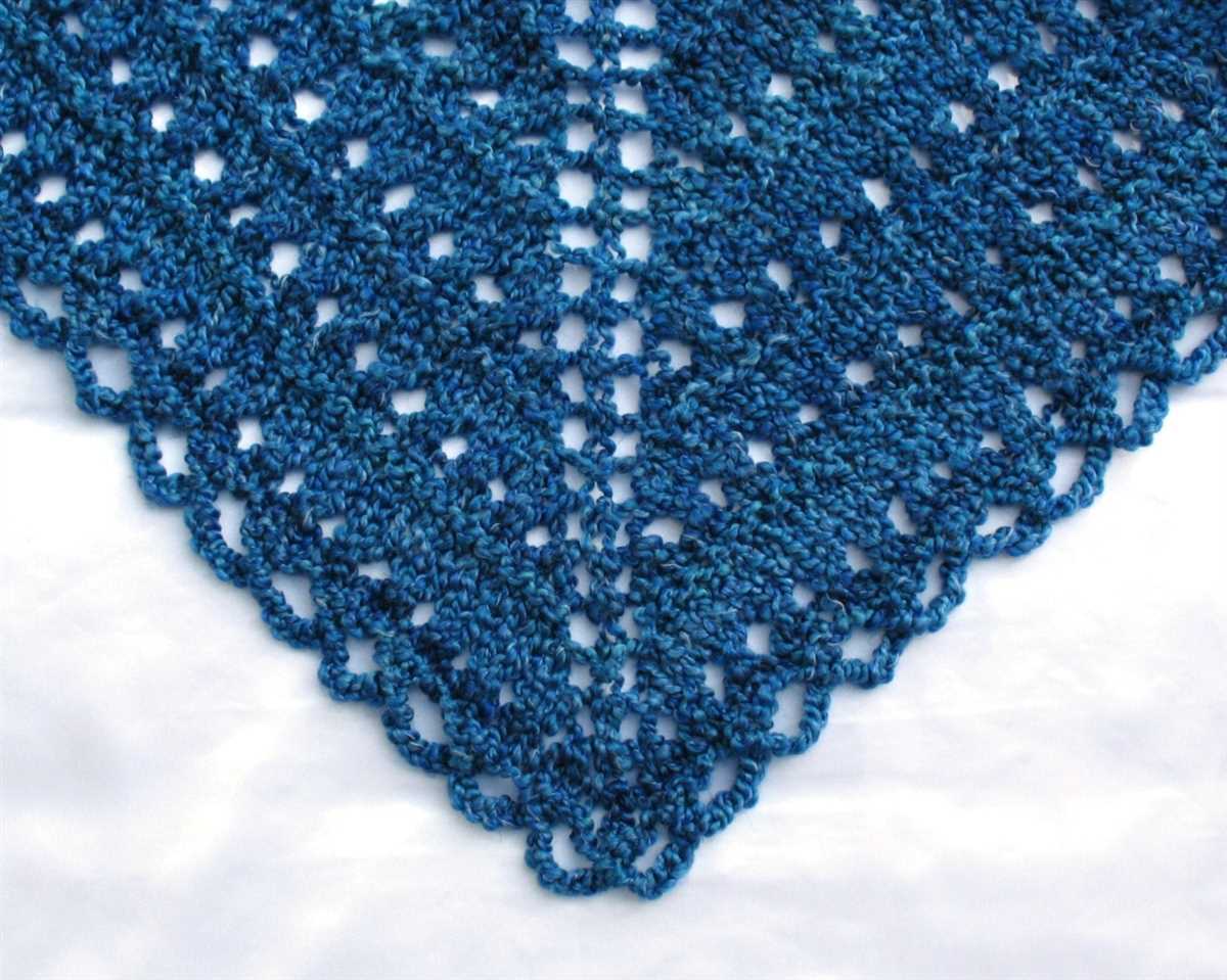 Triangle shawl knitting pattern