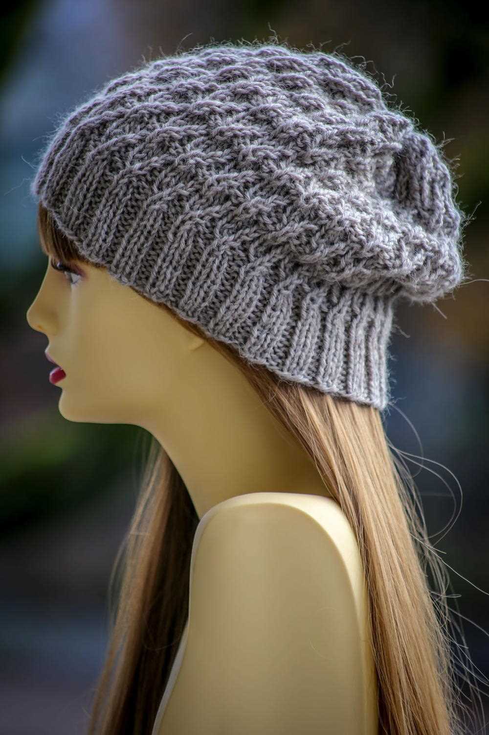 Free knitted slouch hat pattern