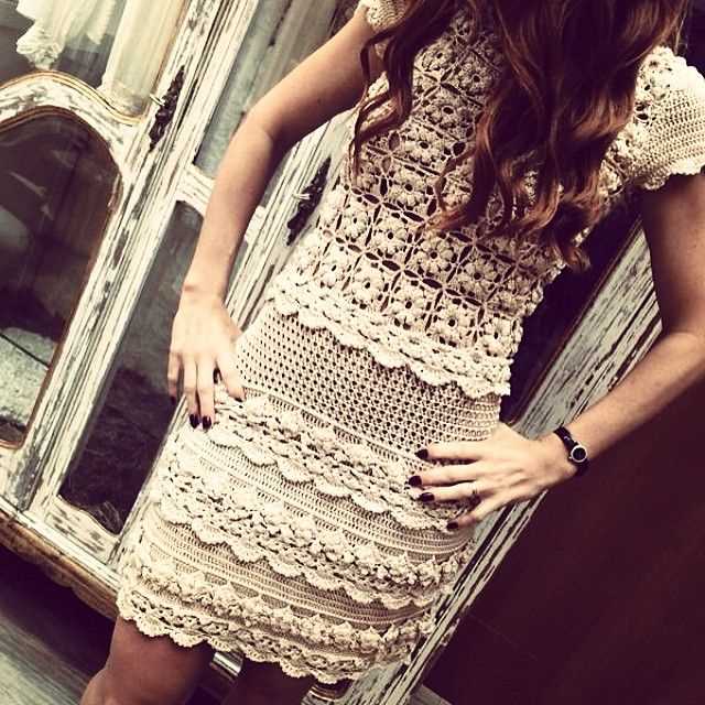 Knitted lace dress pattern