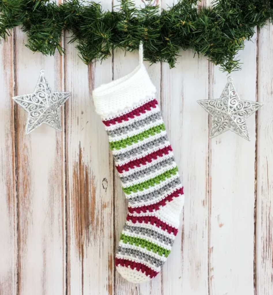 Christmas stockings knitting patterns easy