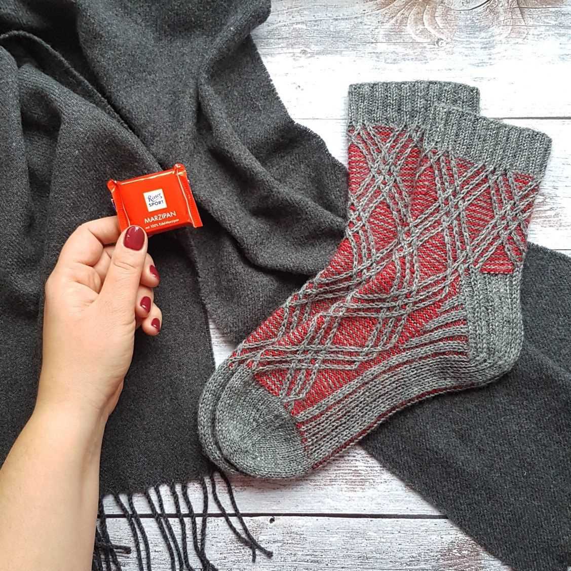 Advent socks knitting pattern