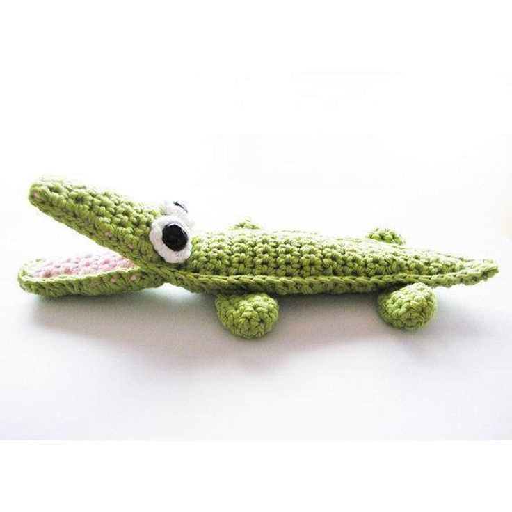 Free crocodile toy knitting pattern