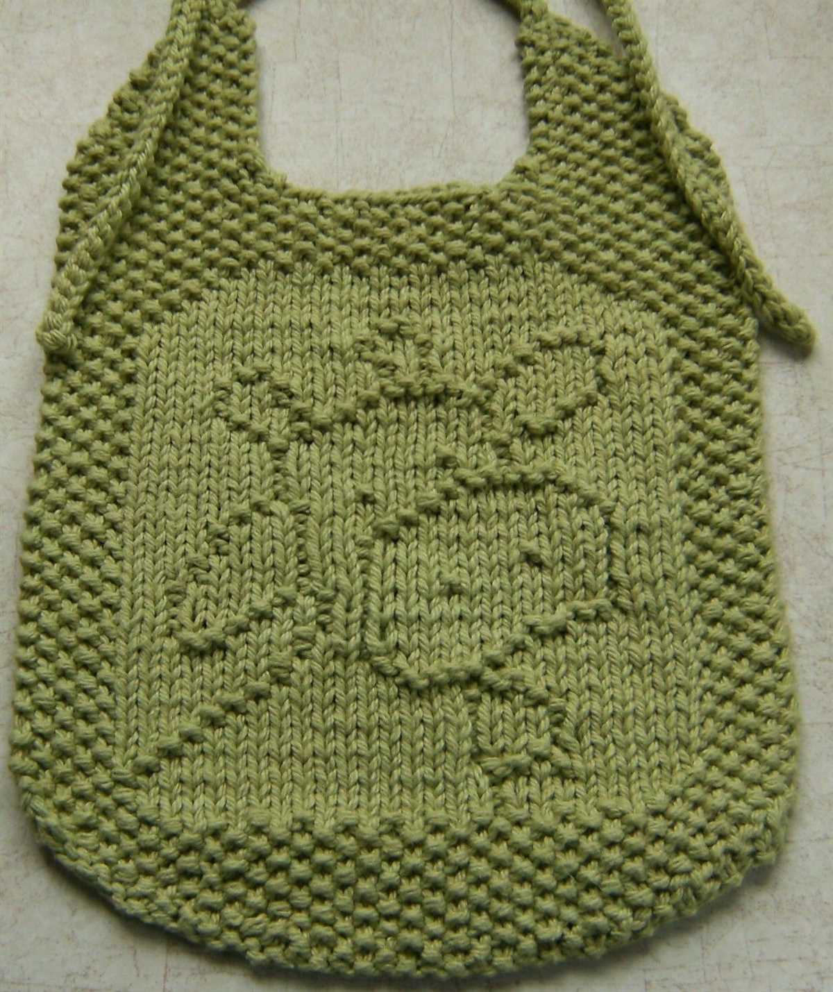 Knitted bib pattern free