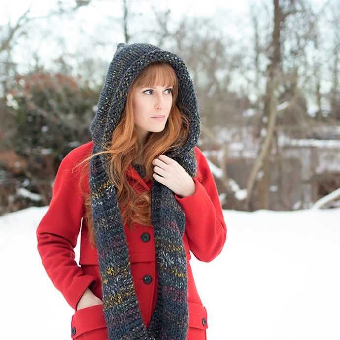 Knitted patterns com hooded scarf