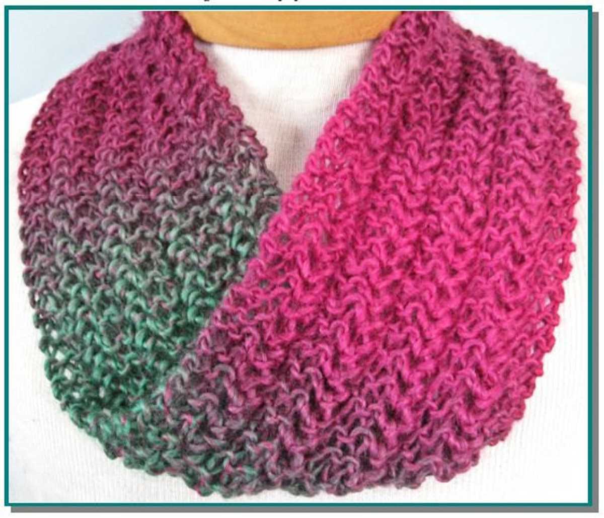Lightweight infinity scarf knitting pattern