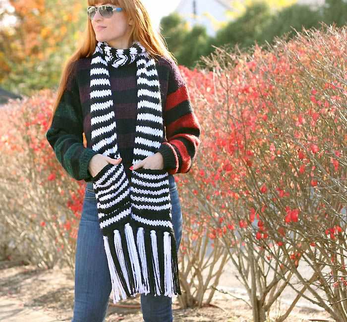 Free knitting pattern for shawl with pockets