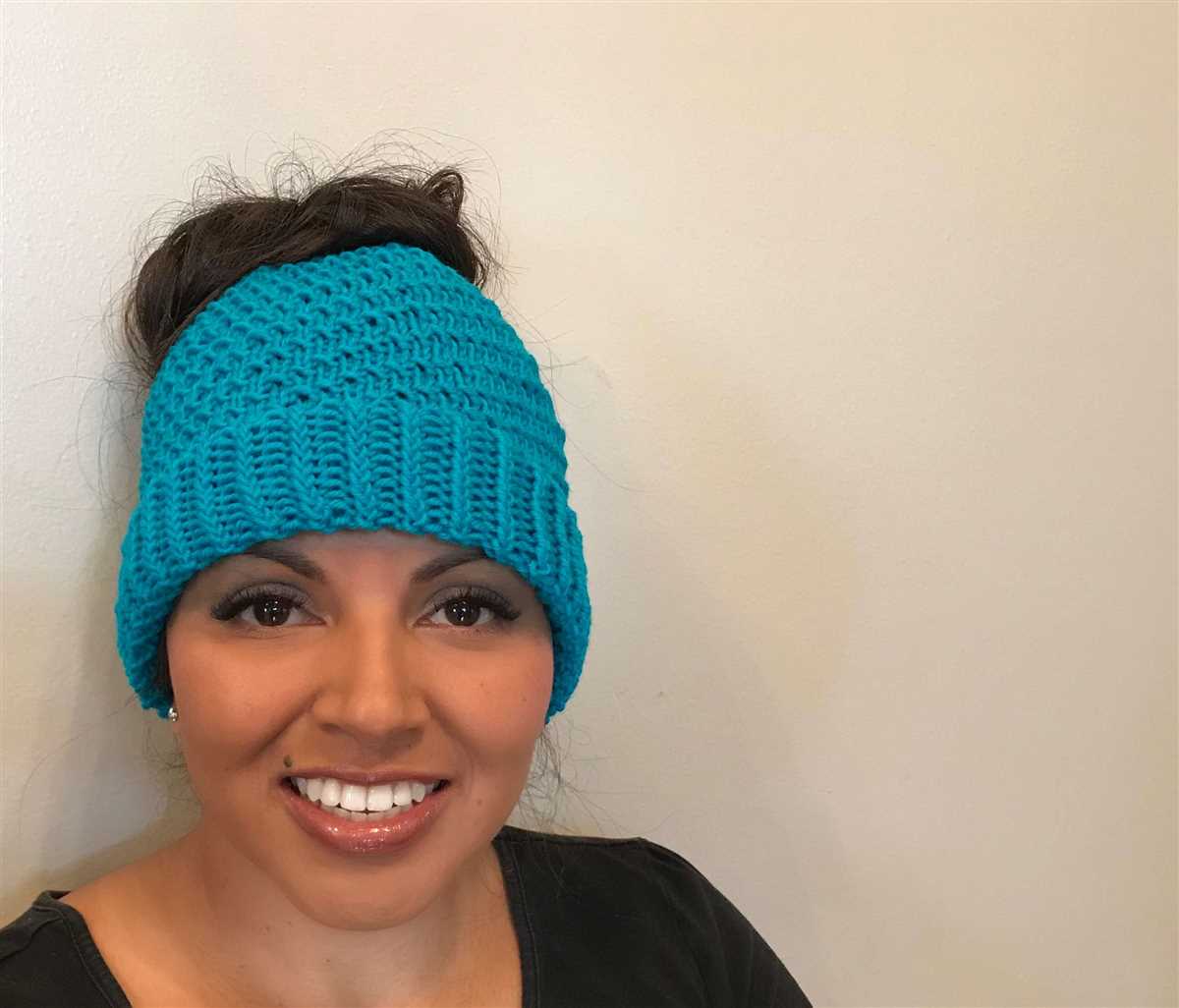Bun hat knitting pattern