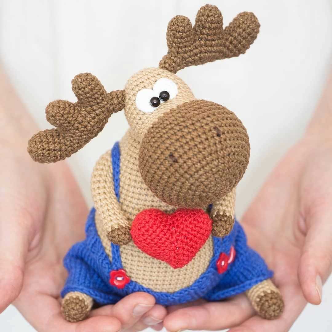 Simple knitted animal patterns