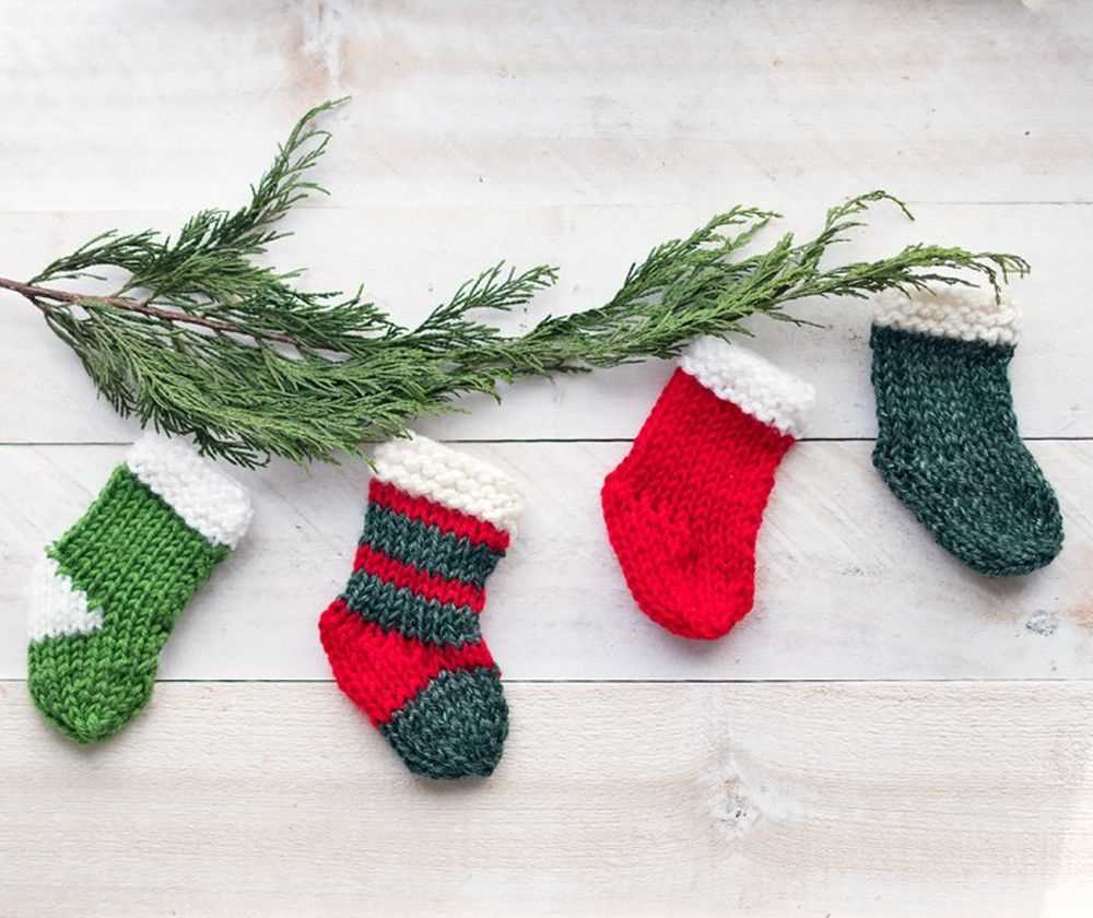 Knitted mini stocking pattern