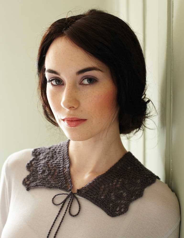 Knitted lace collar pattern